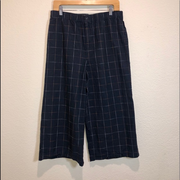 Forever 21 Other - FXX1 Navy Square-Print Culottes w/Elastic Waist